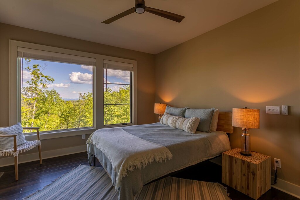 Photo of Bedroom in Deep Gap