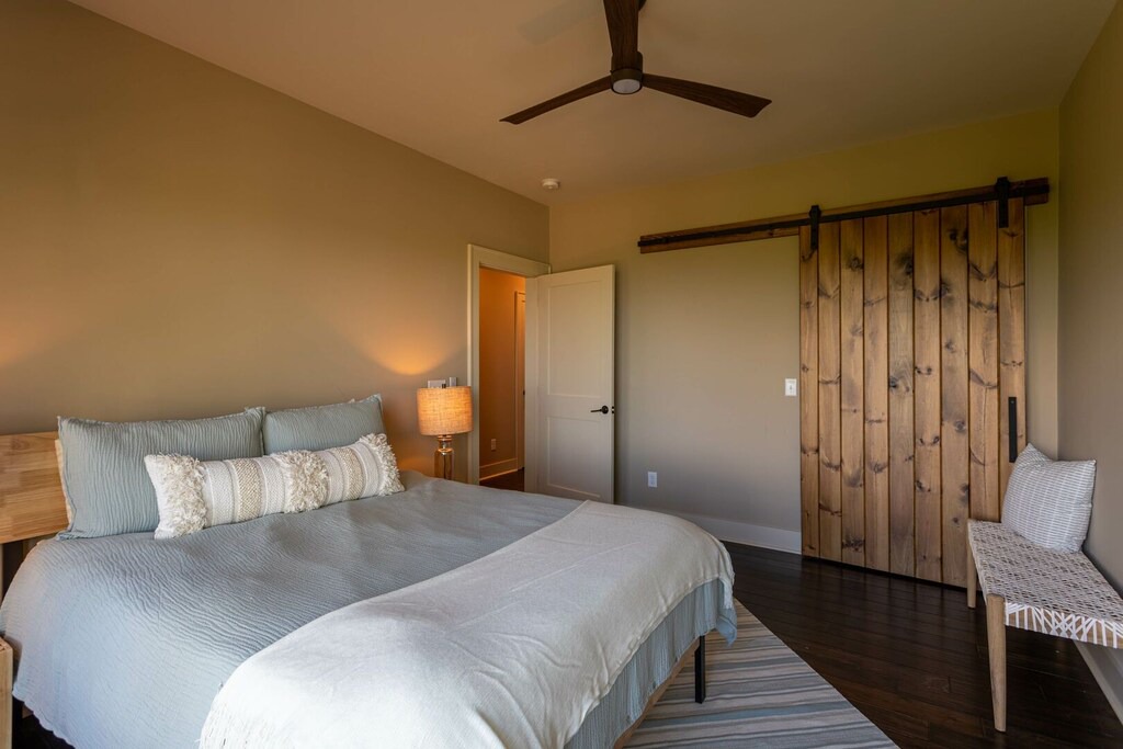 Photo of Bedroom in Deep Gap