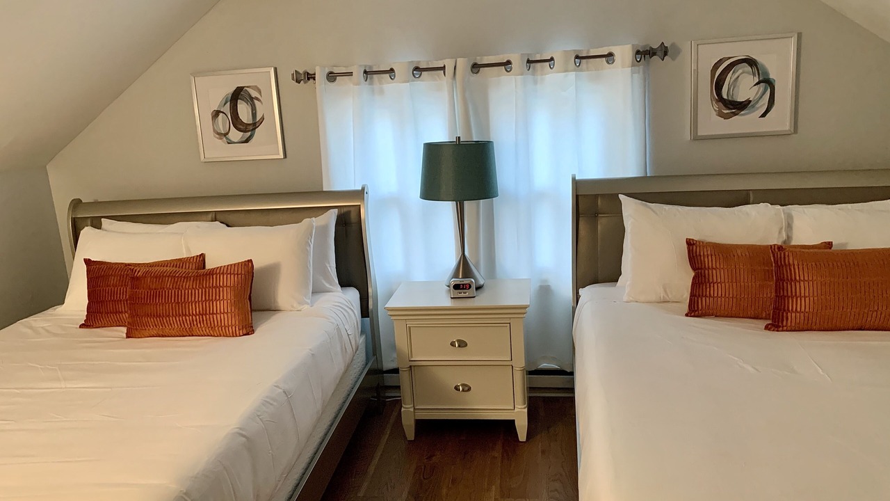 Photo of Bedroom in Glenolden