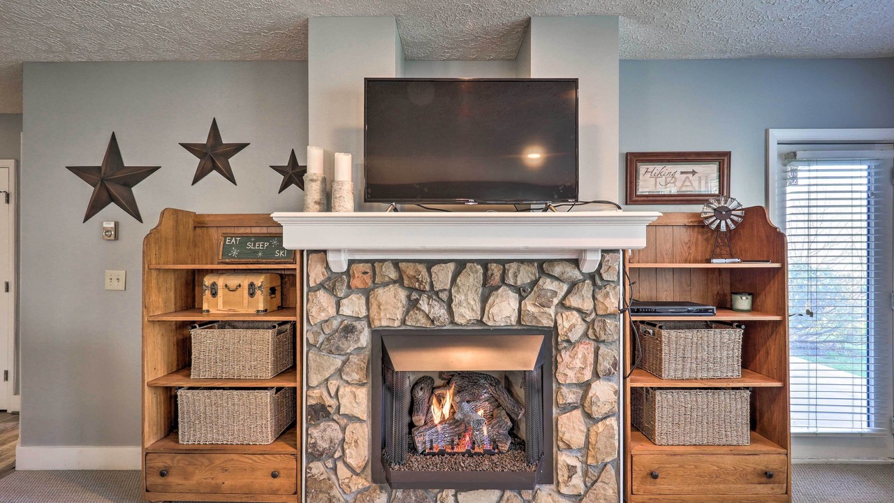 Photo of Livingroom in Seven Devils