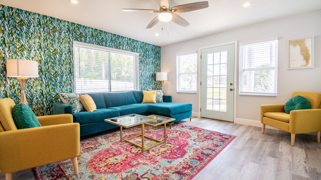 Photo of Livingroom in South Pinellas Community Council
