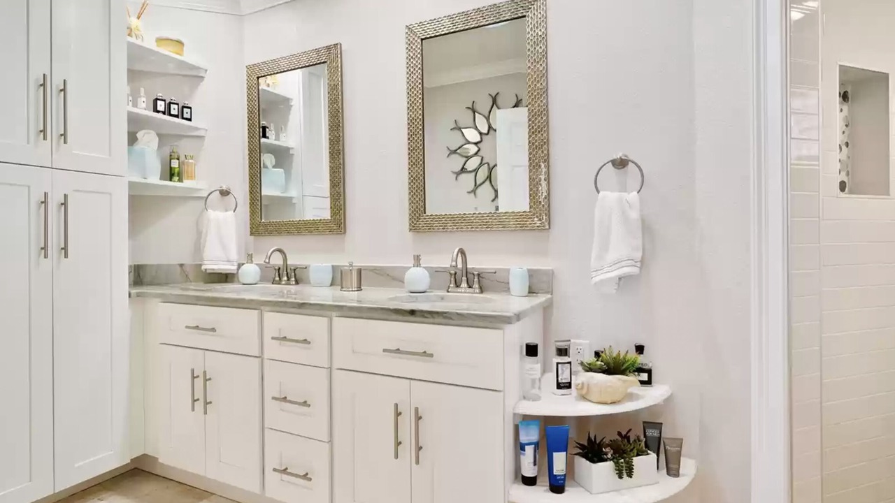 Photo of Bathroom in Trailer Estates