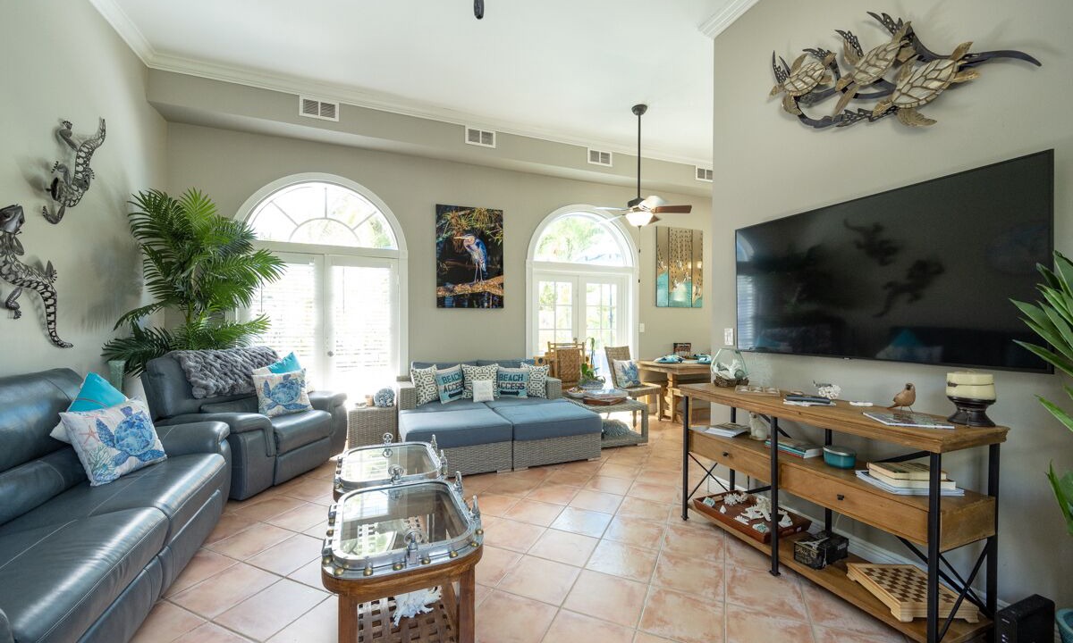 Photo of Livingroom in Midtown