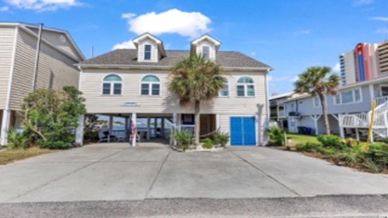 Photo of Bedroom in Cherry Grove Beach
