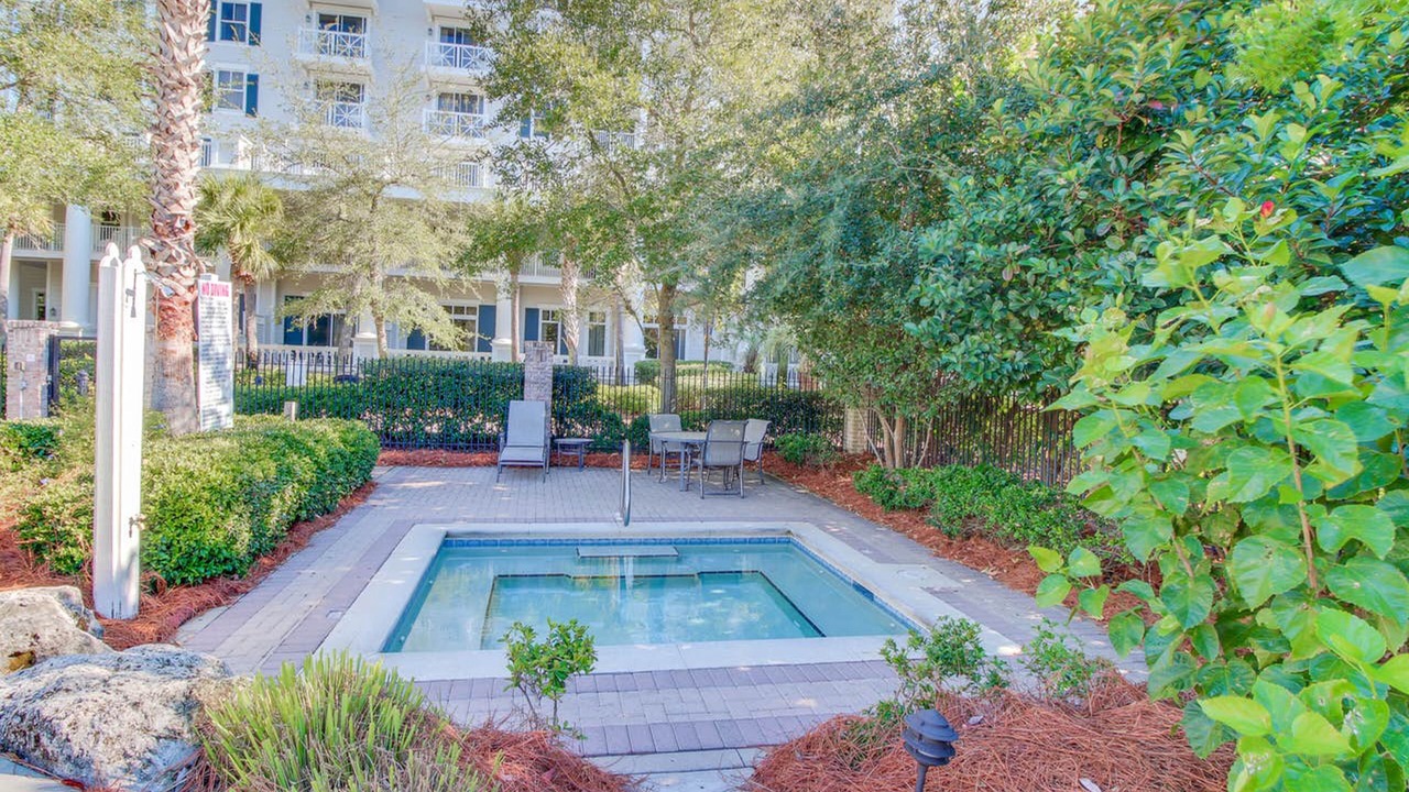 Photo of Outdoor in Baytowne Wharf
