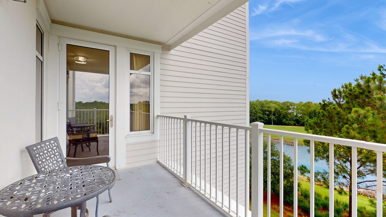 Photo of Patio Balcony in Baytowne Wharf