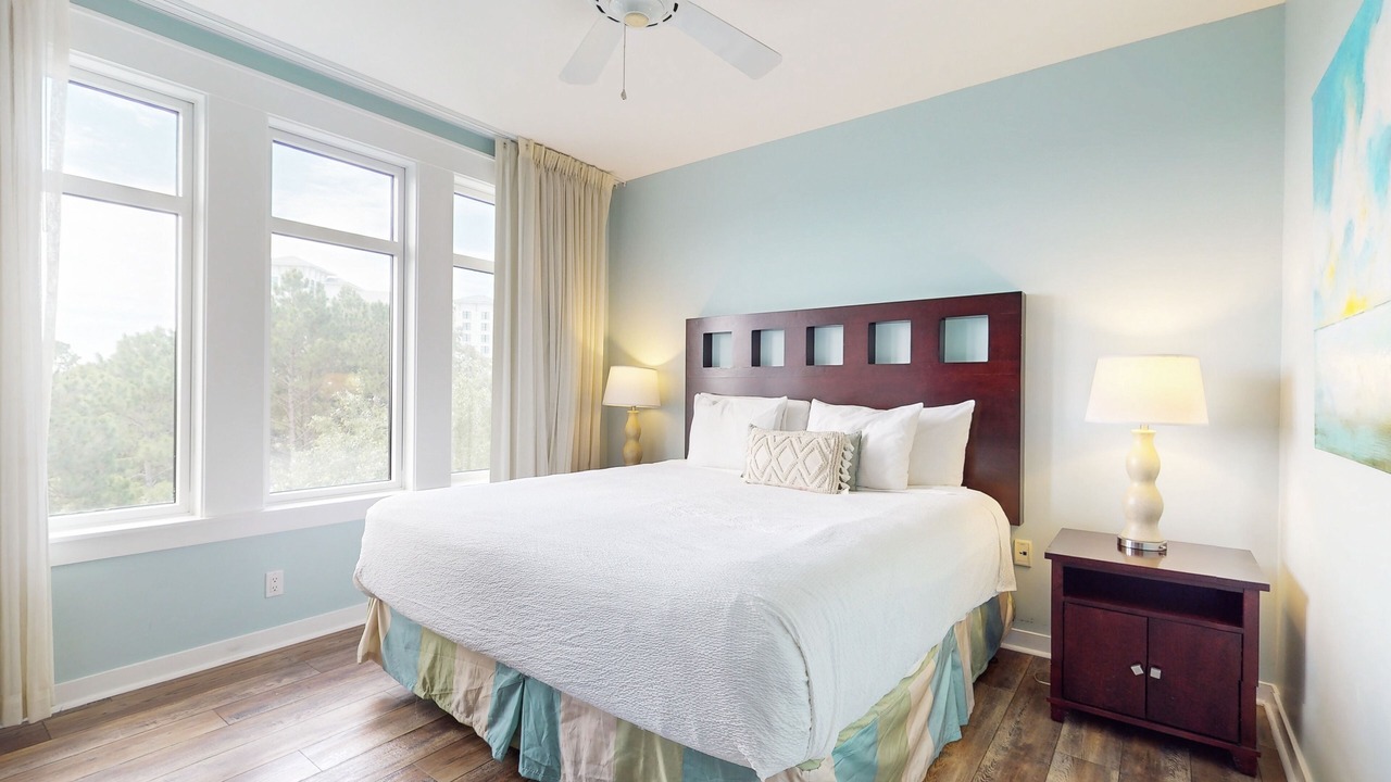 Photo of Bedroom in Baytowne Wharf