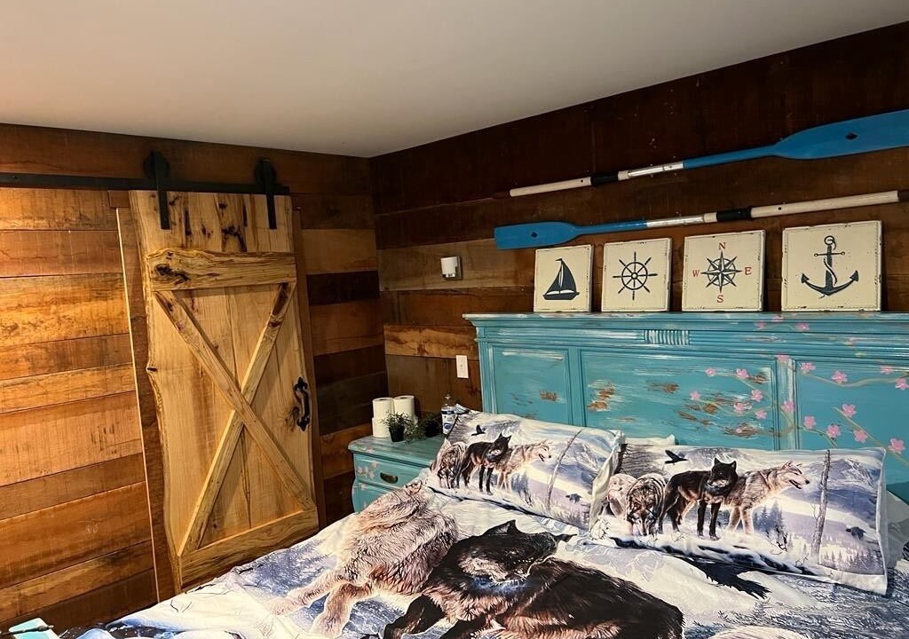 Photo of Bedroom in Raccoon Ridge