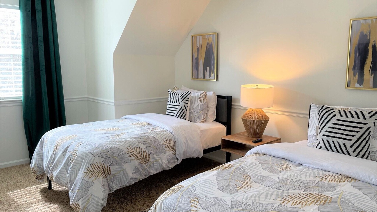 Photo of Bedroom in Whitemarsh Island