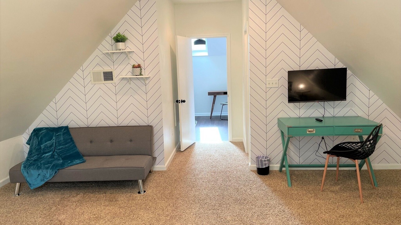 Photo of Livingroom in Whitemarsh Island