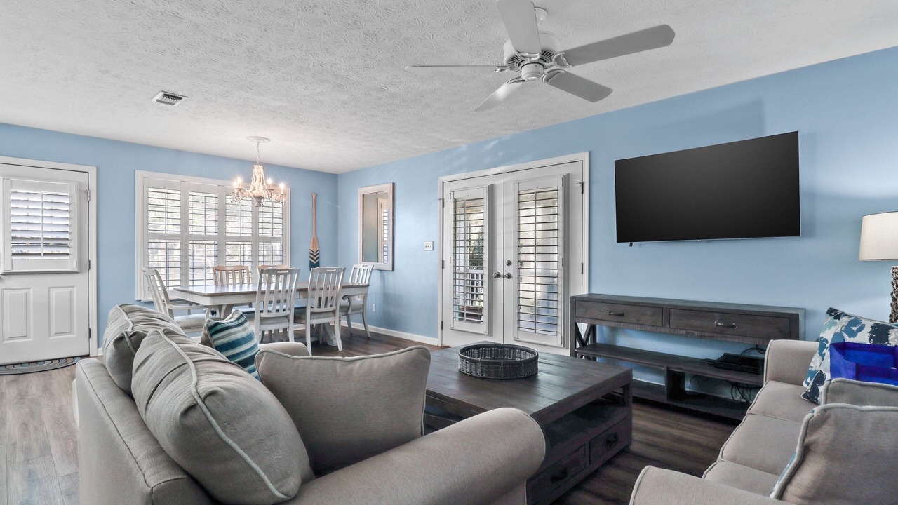 Photo of Livingroom in Riviera Beach