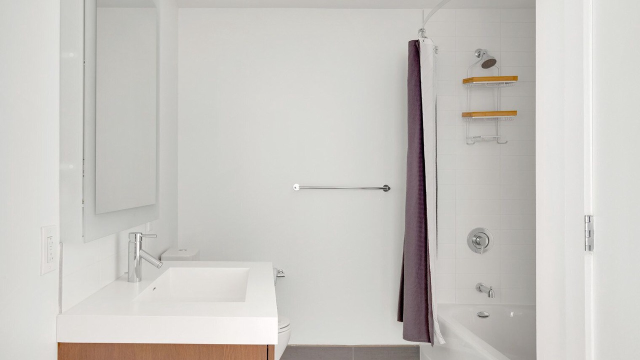 Photo of Bathroom in Chinatown
