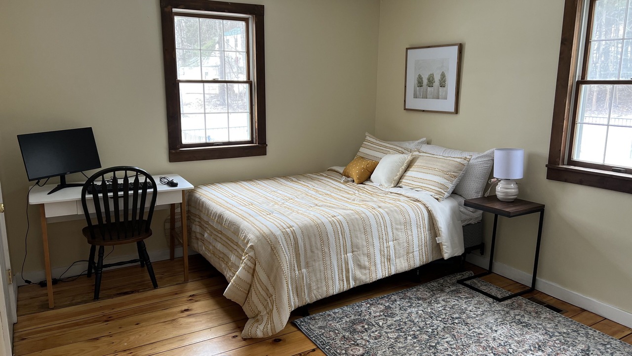 Photo of Bedroom in Lake George