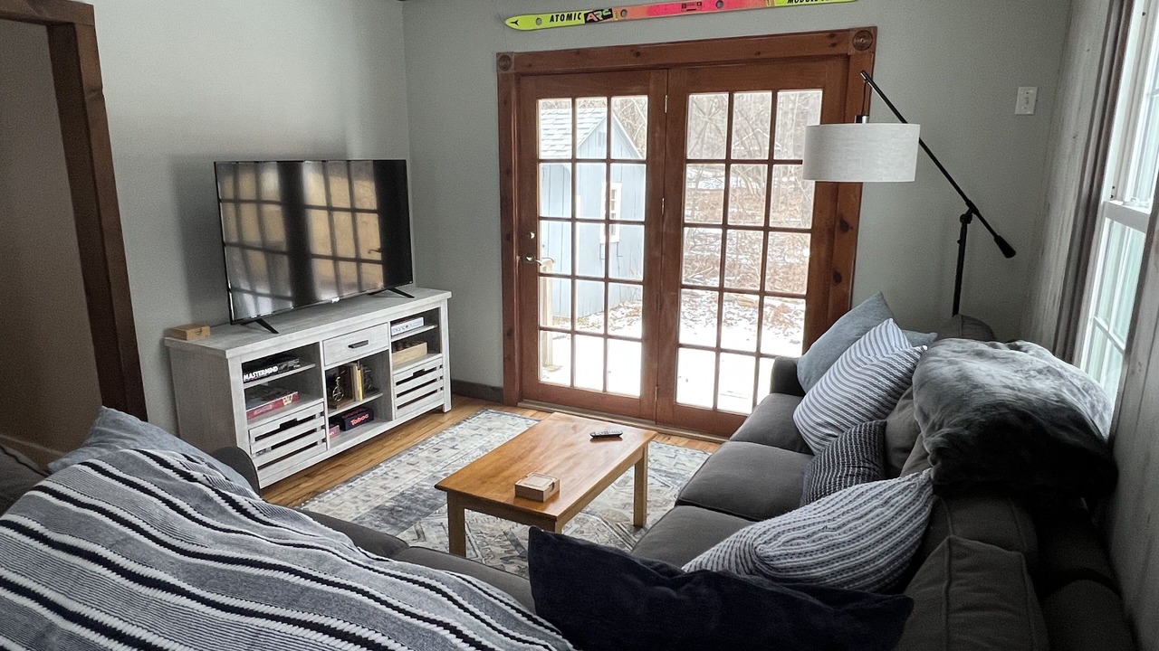 Photo of Livingroom in Lake George
