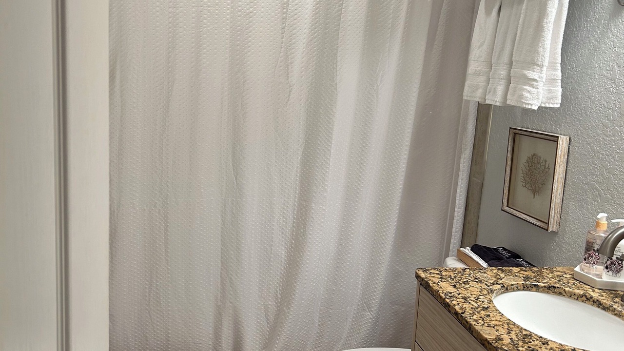 Photo of Bathroom in Treasure Island