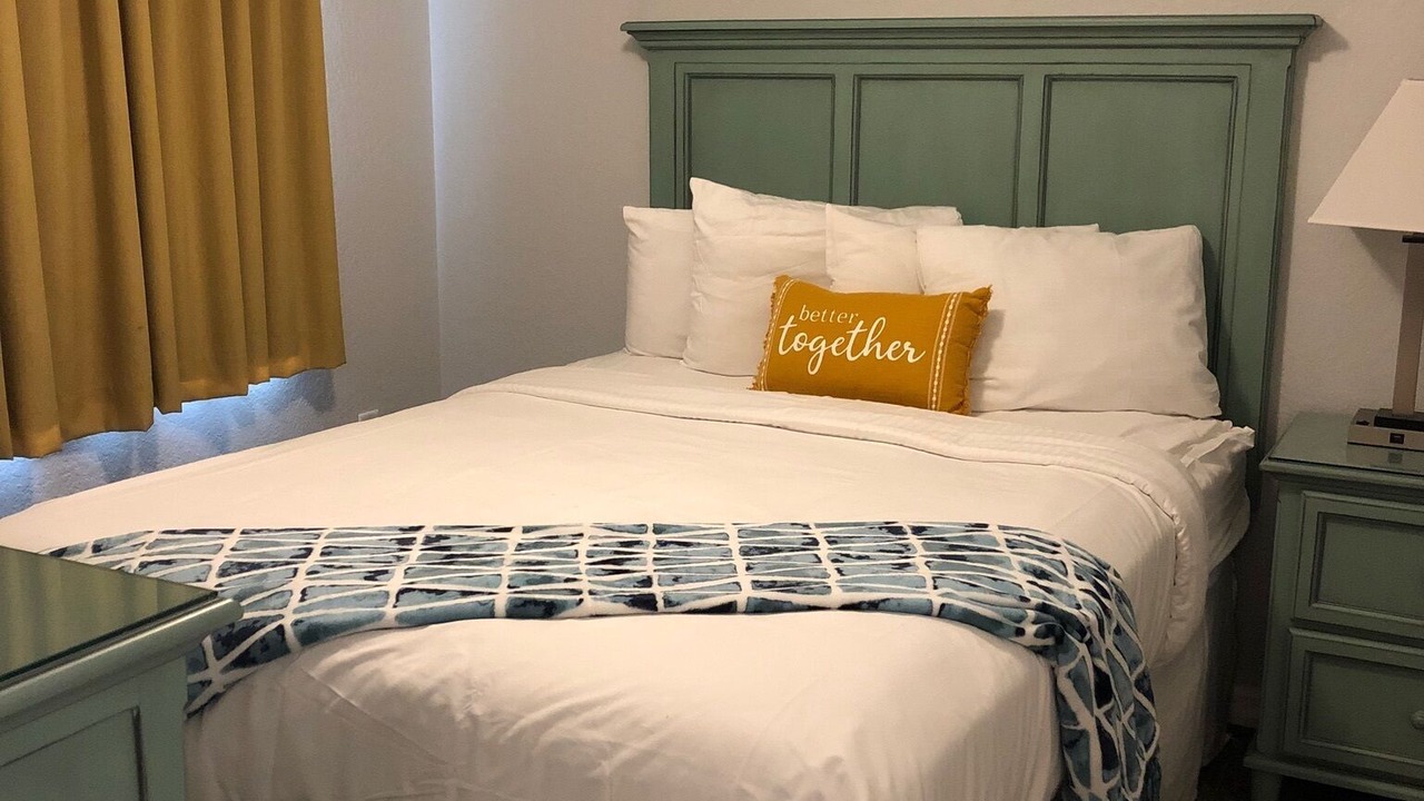 Photo of Bedroom in Treasure Island