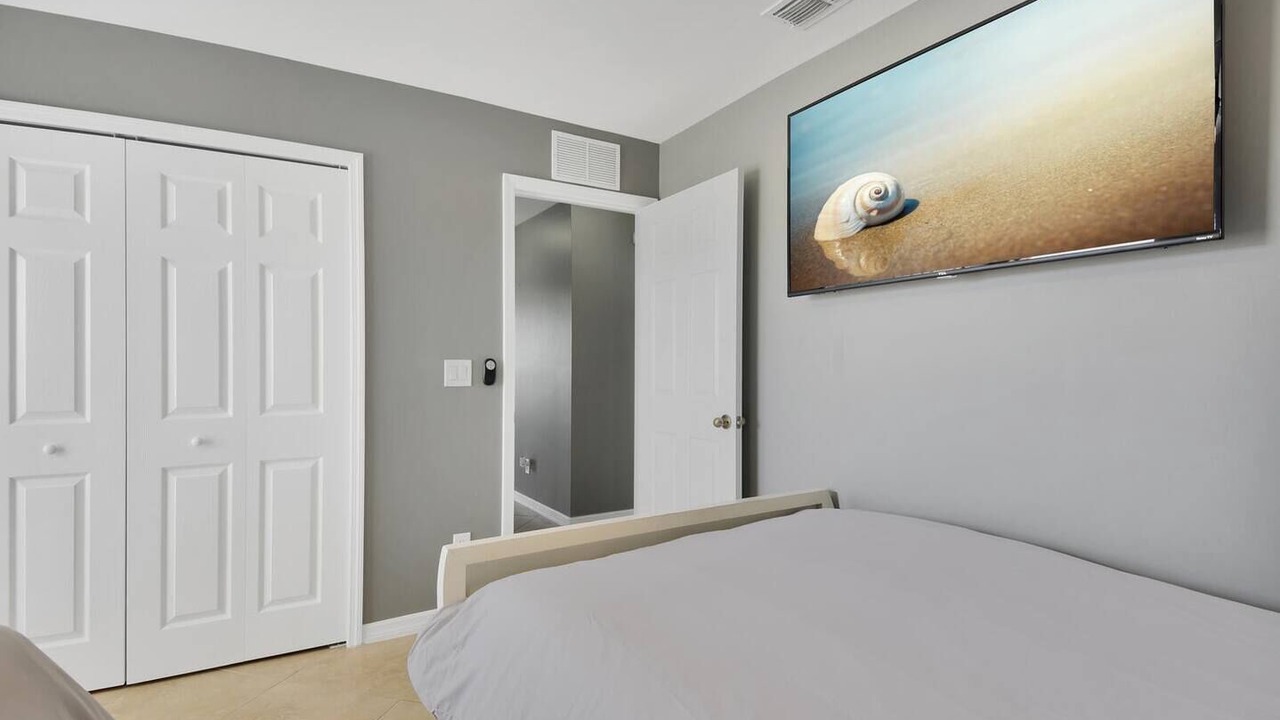 Photo of Bedroom in Diplomat