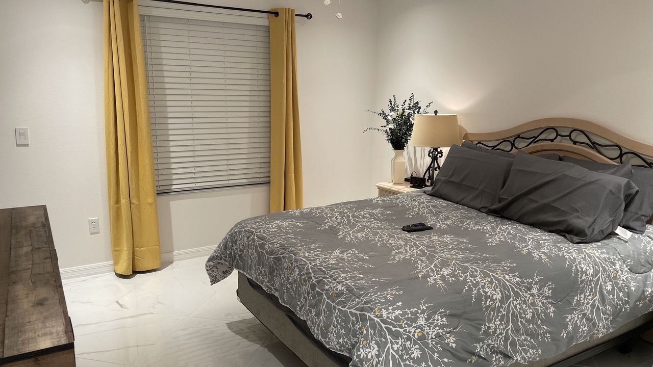 Photo of Bedroom in Duval