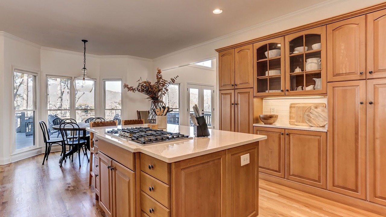 Photo of Kitchen in Big Canoe