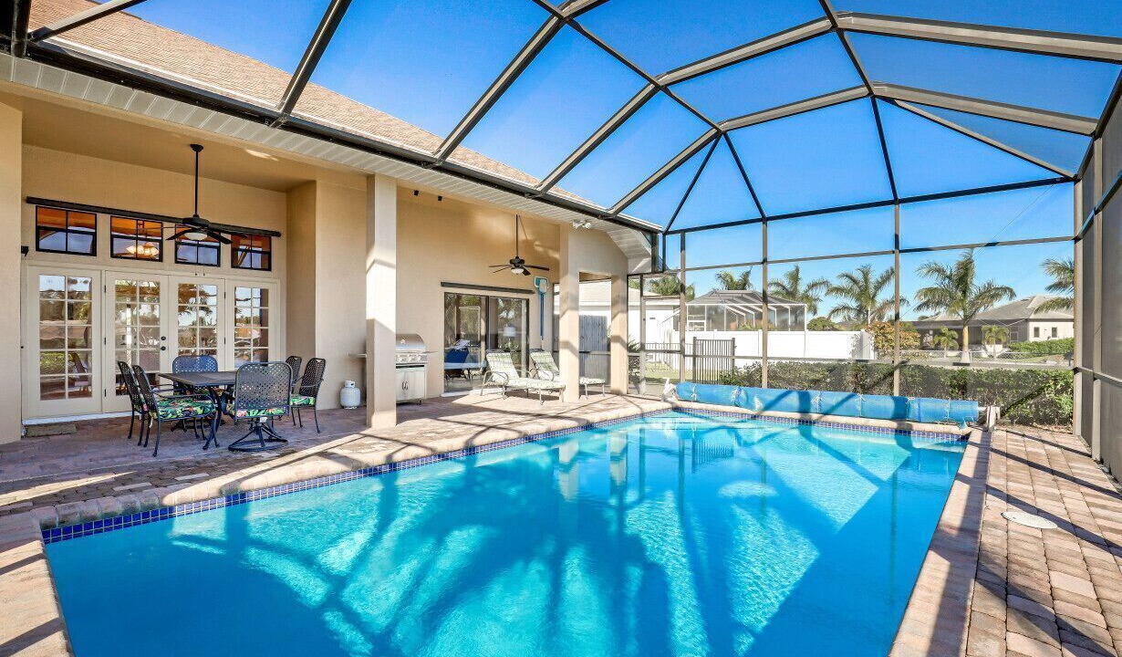 Photo of Outdoor in Pelican
