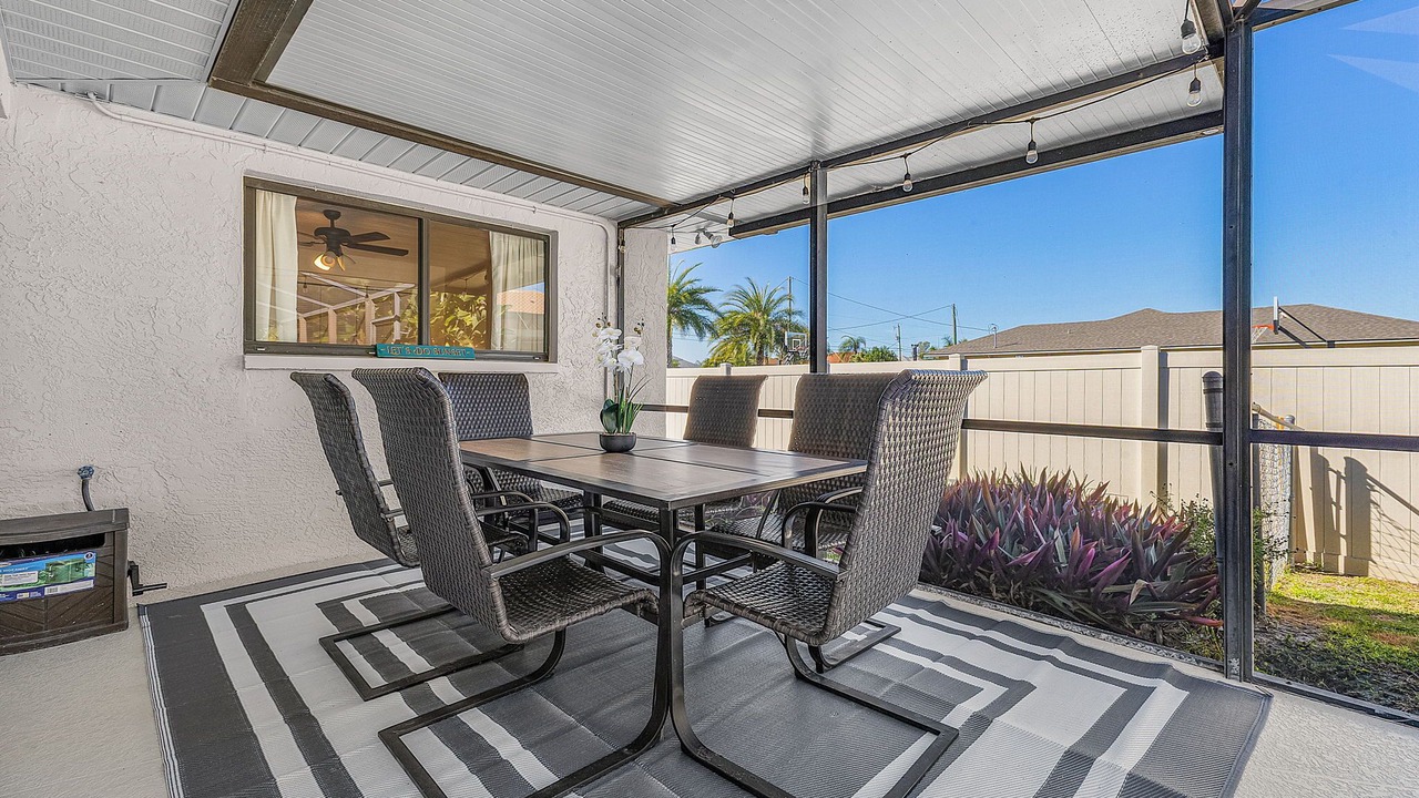 Photo of Outdoor in Pelican