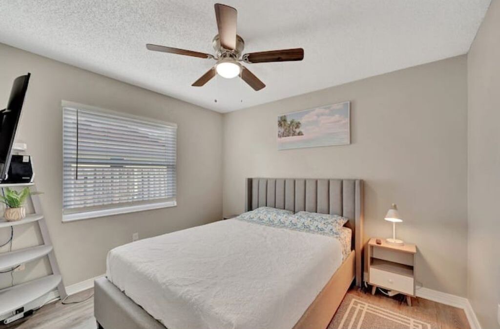 Photo of Bedroom in Lake Sarasota