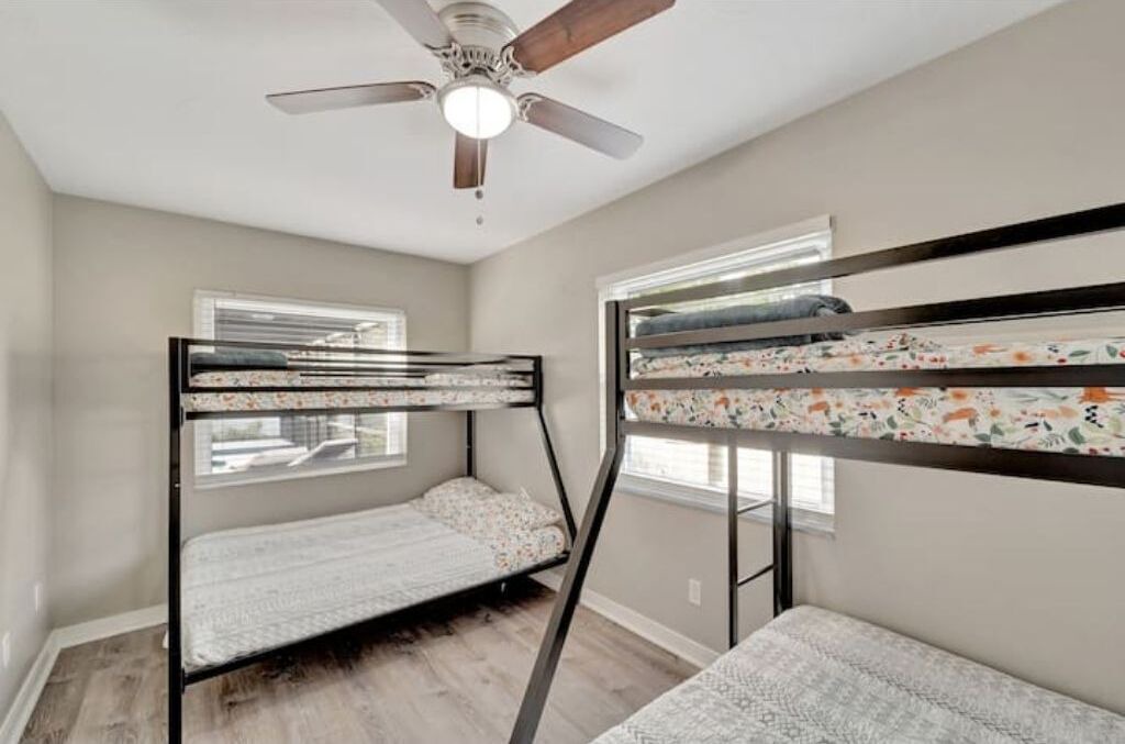 Photo of Bedroom in Lake Sarasota