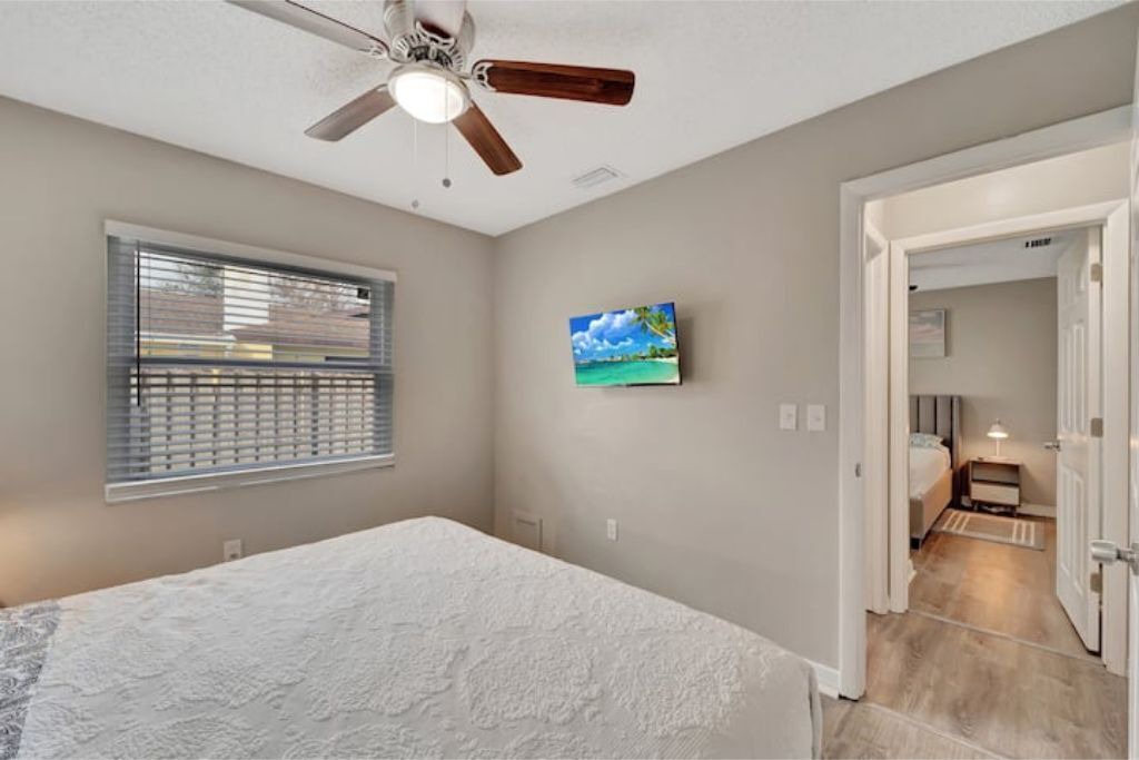 Photo of Bedroom in Lake Sarasota