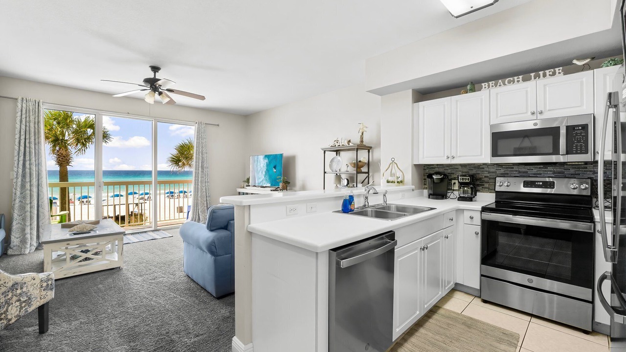 Photo of Kitchen in Miramar Beach