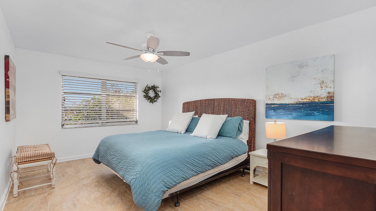 Photo of Bedroom in Caloosahatchee