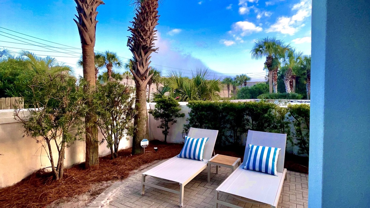 Photo of Patio Balcony in Holiday Isle