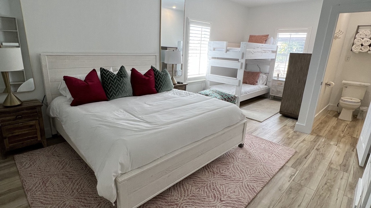 Photo of Bedroom in Holiday Isle