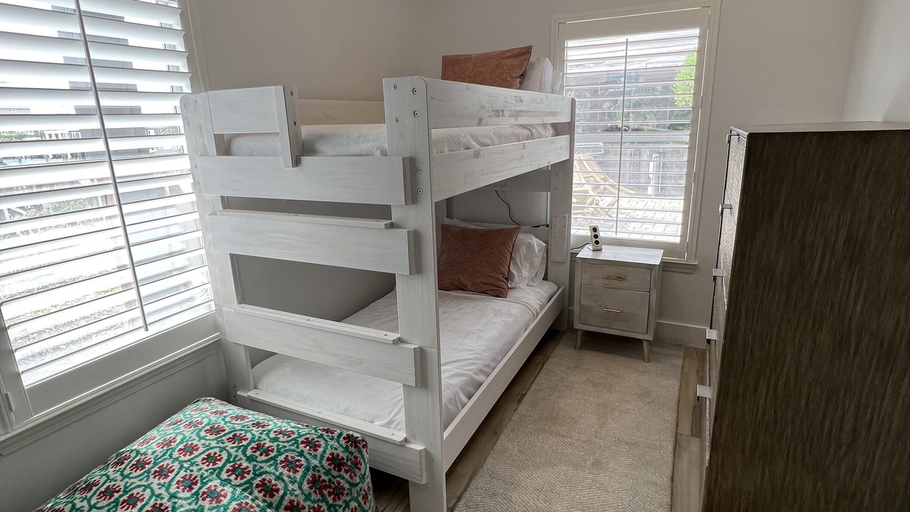Photo of Bedroom in Holiday Isle