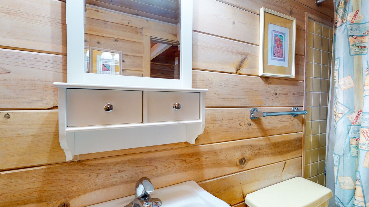 Photo of Bathroom in Midtown Ocean City
