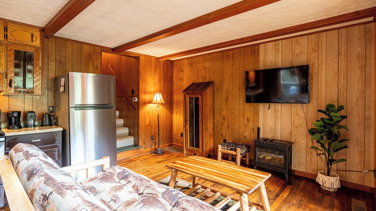 Photo of Livingroom in Raccoon Ridge