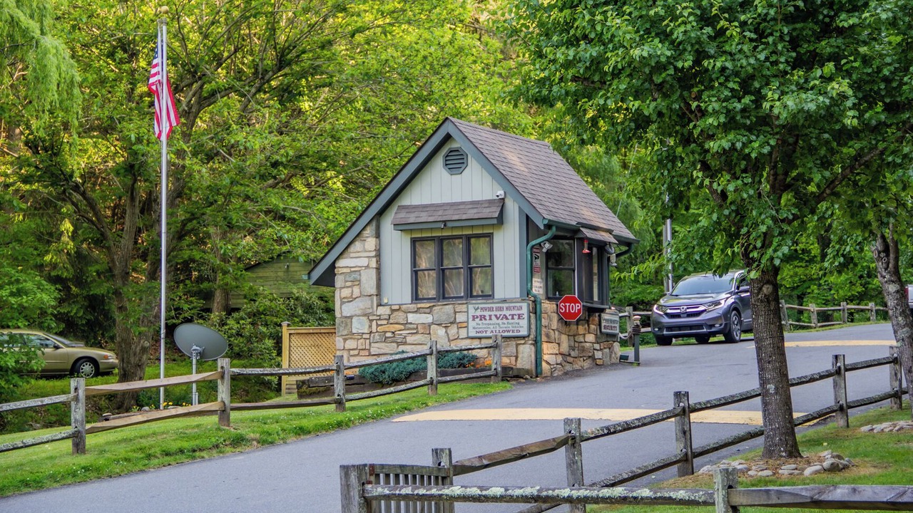 Photo of Others in Deep Gap