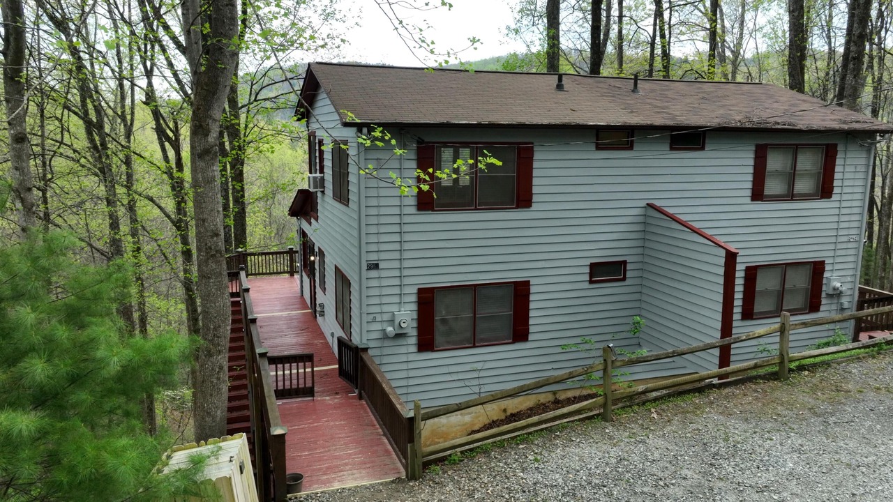 Photo of Outdoor in Deep Gap