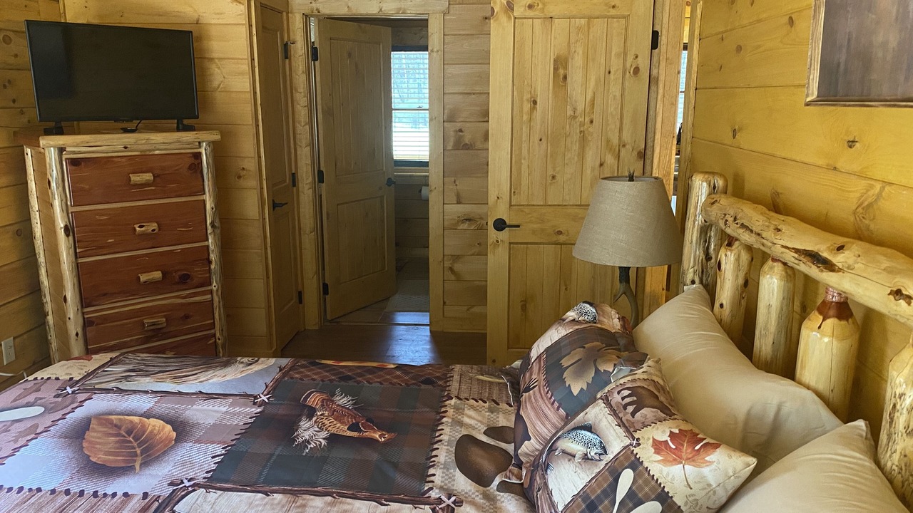 Photo of Bedroom in Deep Gap