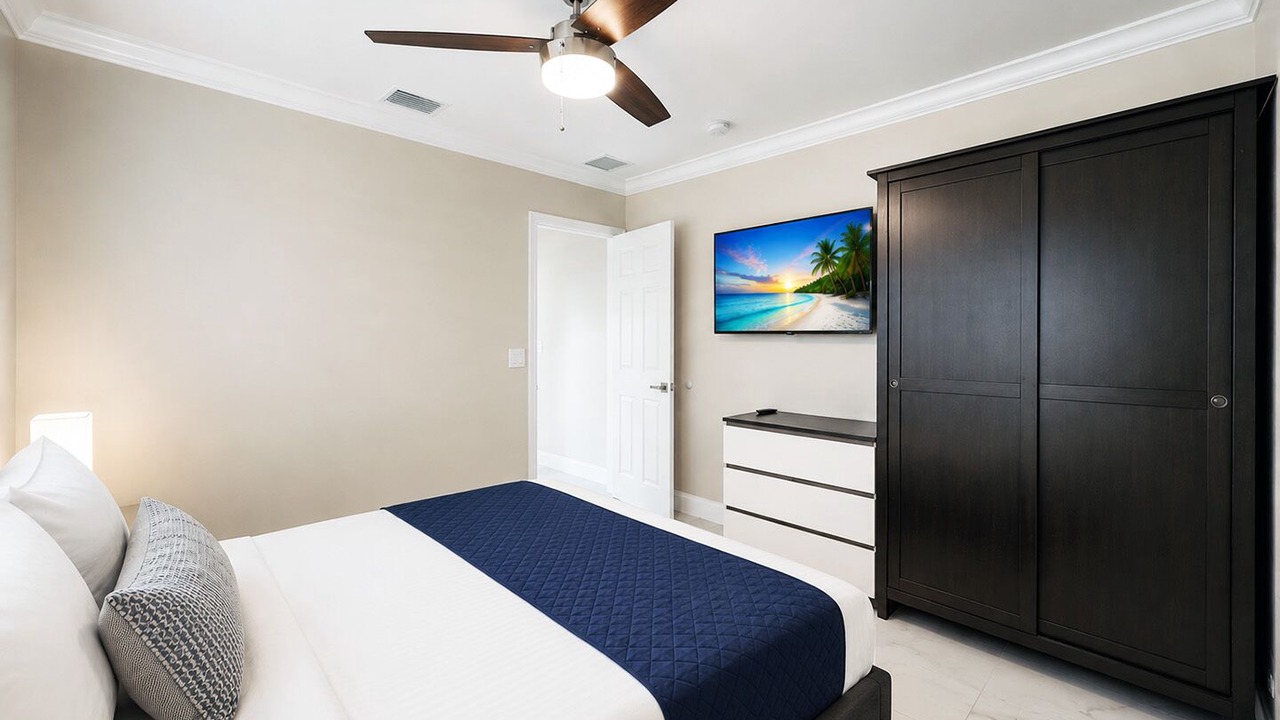 Photo of Bedroom in South Lake