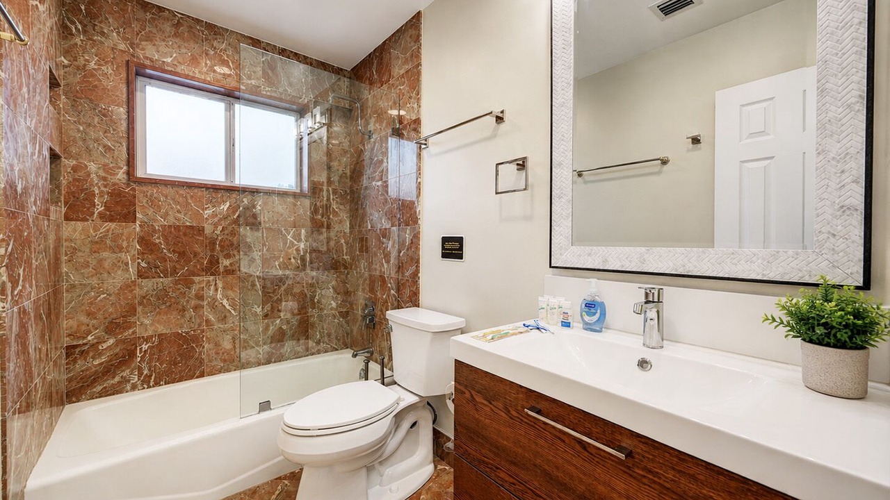 Photo of Bathroom in South Lake
