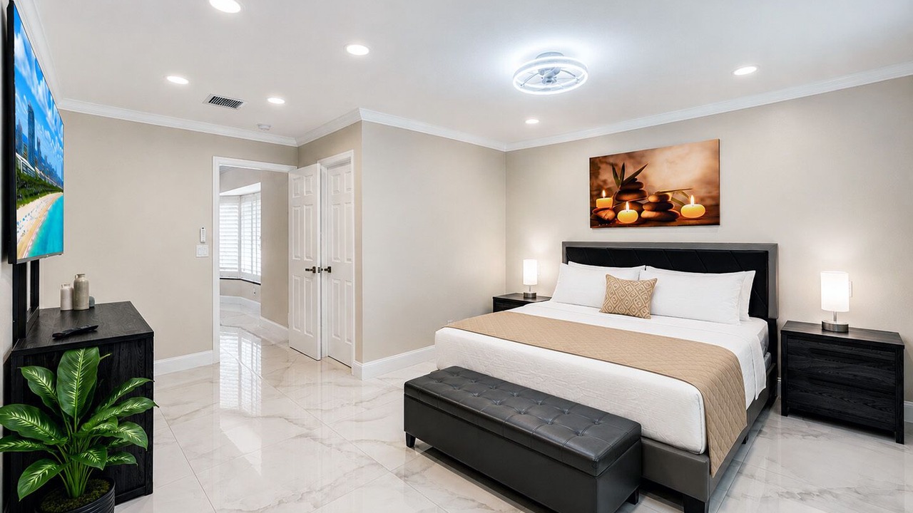 Photo of Bedroom in South Lake