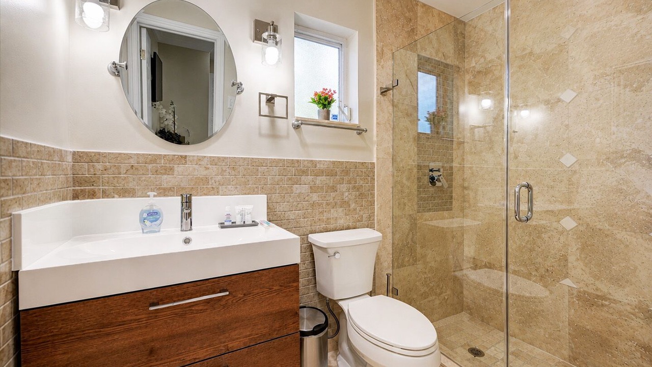 Photo of Bathroom in South Lake