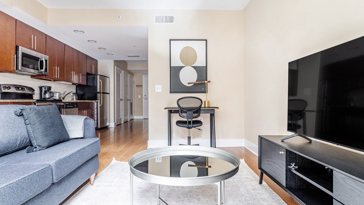 Photo of Livingroom in Mount Vernon Triangle