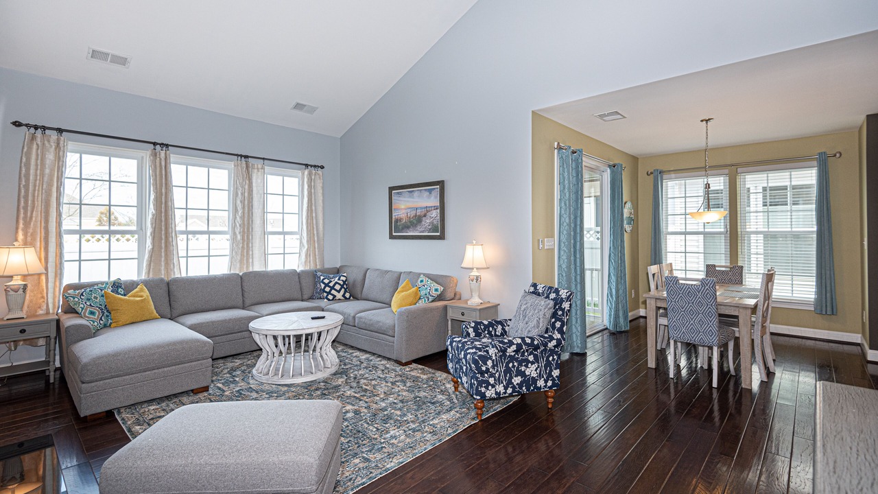 Photo of Livingroom in Frankford