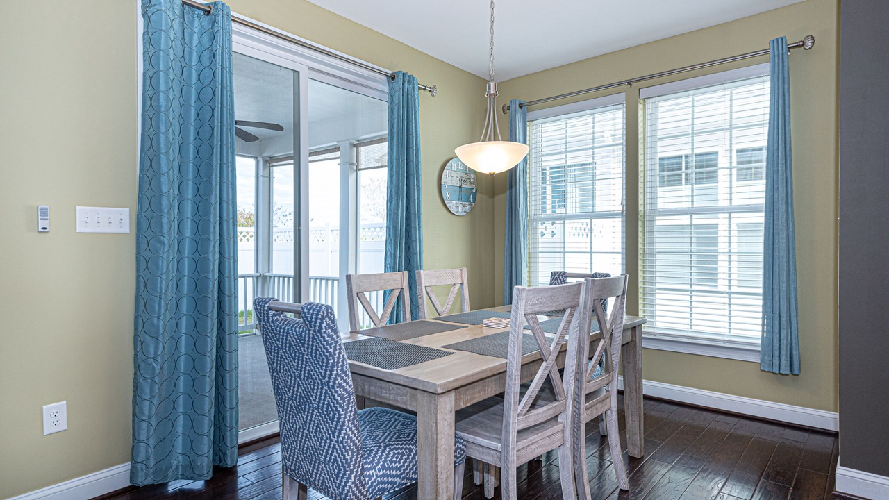 Photo of Livingroom in Frankford