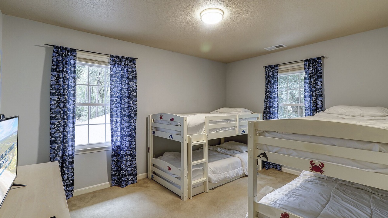 Photo of Bedroom in Shipyard Plantation