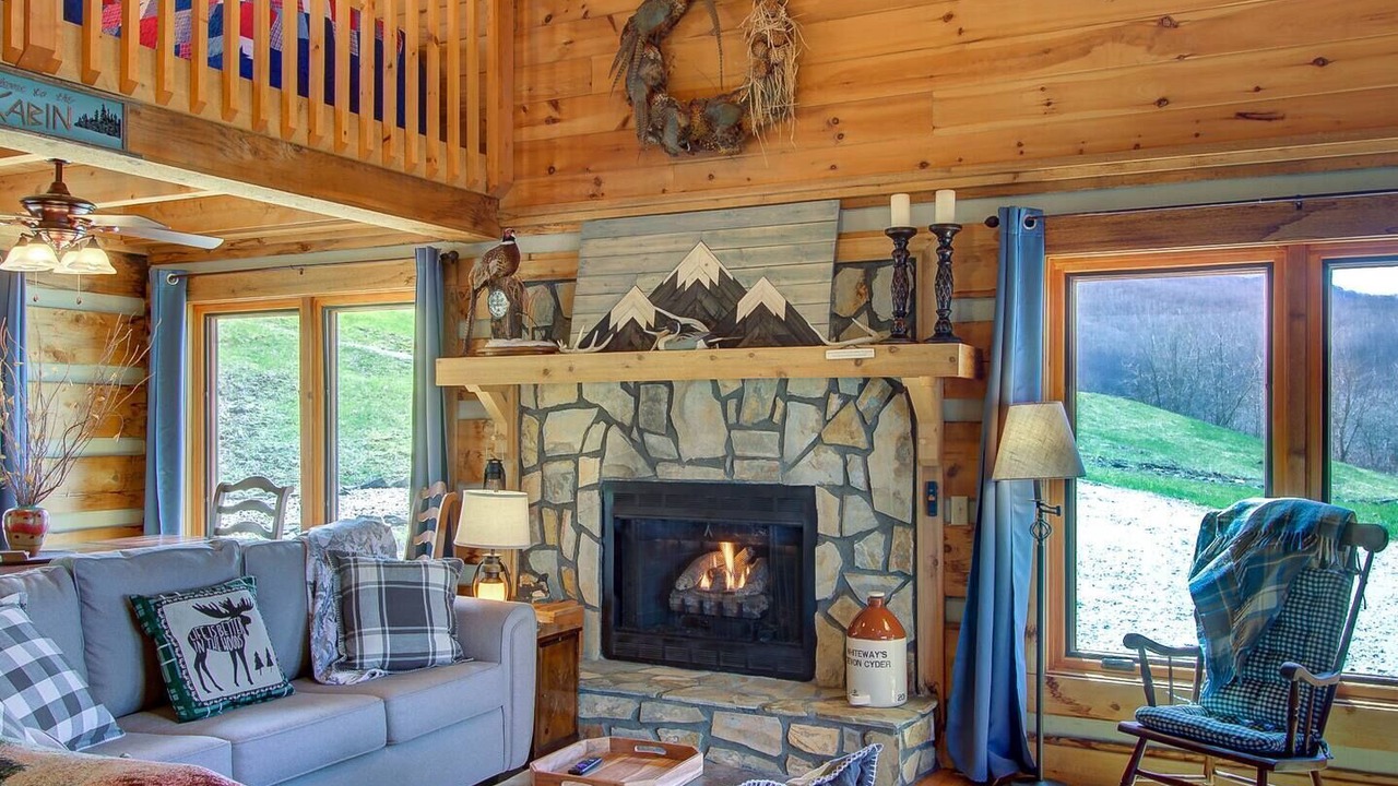 Photo of Livingroom in Zionville