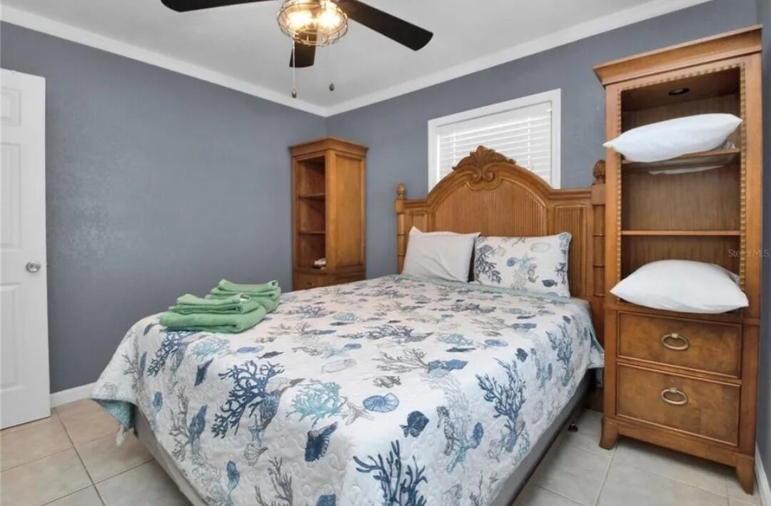 Photo of Bedroom in Edgewater