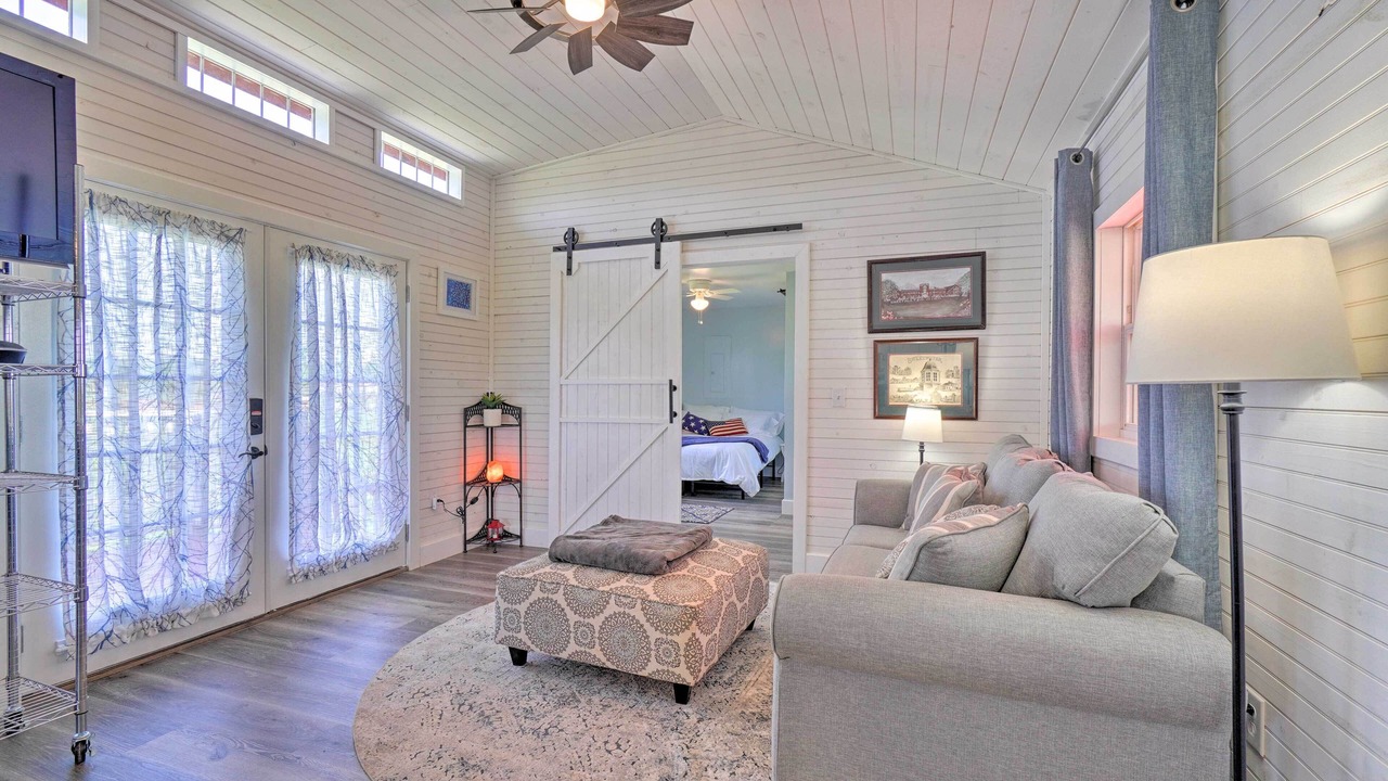 Photo of Bedroom in Sweetwater
