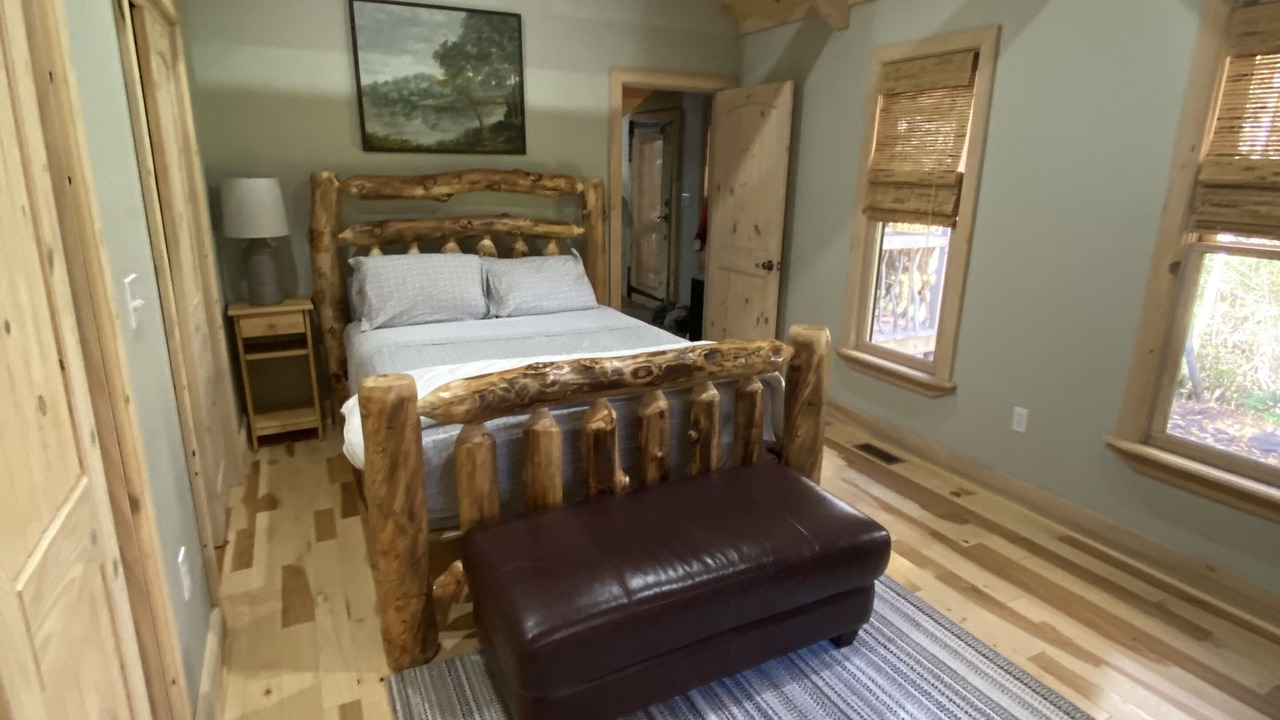 Photo of Bedroom in Murphy